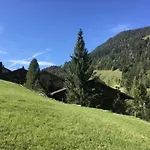 Halten By Interhome Apartament Zweisimmen